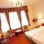 Jadran Hotel